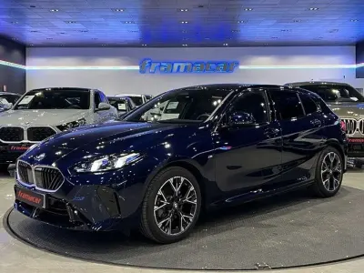 Usado BMW 116 Sport Line 170 CV (125 kW) 2025 Azul Utilitario