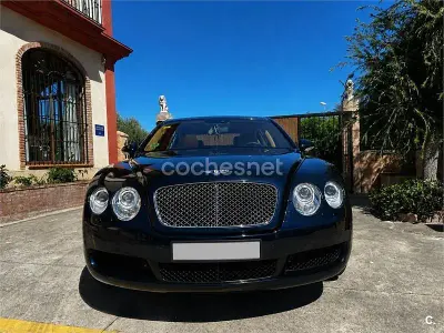 Usado Bentley Continental Flying Spur 552 CV (405 kW) 2007 Azul Berlina