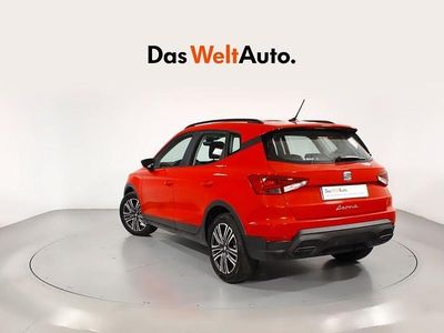 Usado Seat Arona Style 110 CV (80 kW) 2022 Rojo SUV