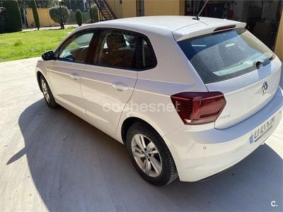 Usado VW Polo Advance 95 CV (69 kW) 2018 Blanco Utilitario