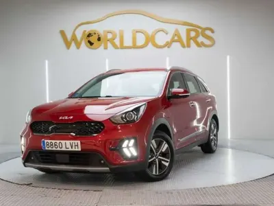 Usado Kia Niro 141 HP (103 kW) 2021 Vermelho SUV