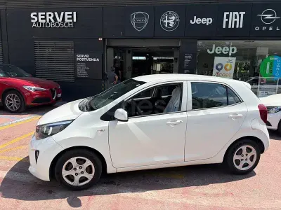 Usado Kia Picanto Plus 67 CV (49 kW) 2018 Blanco Utilitario