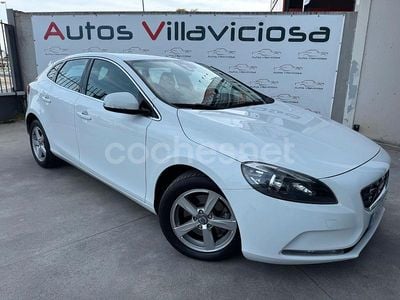 Usado Volvo V40 Momentum 180 CV (132 kW) 2013 Blanco Familiar