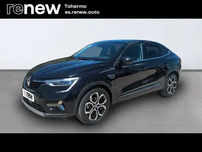 Usado Renault Arkana Zen 94 CV (69 kW) 2022 Negro SUV