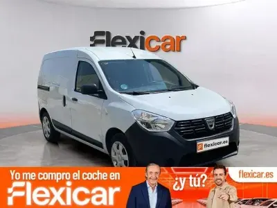 Usado Dacia Dokker 109 CV (80 kW) 2021 Blanco Monovolumen