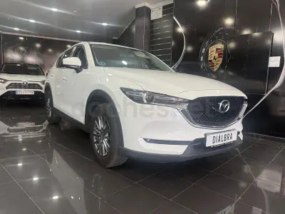 Usado Mazda CX-5 Style 165 CV (121 kW) 2017 Blanco SUV