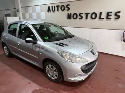 Usado Peugeot 206 75 CV (55 kW) 2010 Gris / plata Berlina