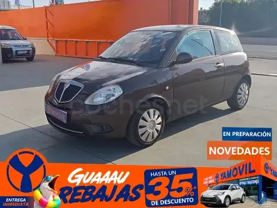 Usado Lancia Ypsilon 69 CV (50 kW) 2011 Marrón Utilitario