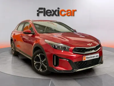 Usado Kia XCeed 141 CV (103 kW) 2023 Granate SUV