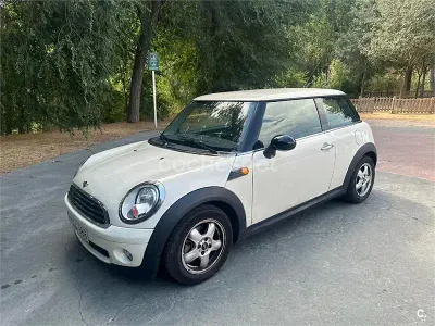 Usado Mini ONE 90 CV (66 kW) 2008 Beige Utilitario