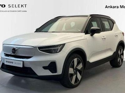 Blanco Usado 2023 Volvo XC40 Plus SUV | 34.900 €