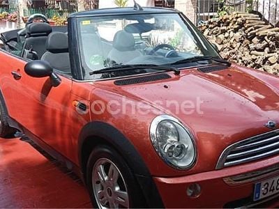 Usado Mini One Cabriolet 90 CV (66 kW) 2005 Rojo Descapotable