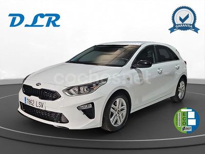 Usado Kia Ceed 120 CV (88 kW) 2021 Blanco Utilitario