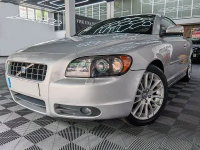 Begagnad Volvo C70 Summum 180 HK (132 kW) 2007 Grå Cab