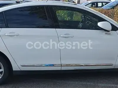 Usado Citroën C5 Exclusive 138 CV (101 kW) 2004 Blanco Berlina