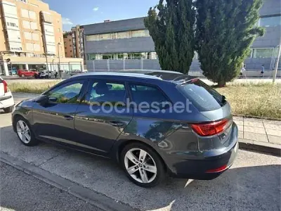 Usado Seat Leon ST FR 130 CV (95 kW) 2019 Gris / plata Familiar