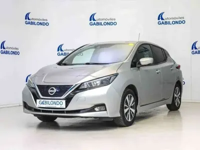 Brugt Nissan Leaf Acenta 110 kW (150 HK) 2020 Grå Hatchback