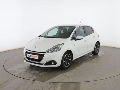 Usado Peugeot 208 82 CV (60 kW) 2019 Blanco Utilitario