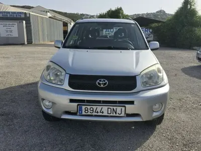 Usado Toyota RAV4 Luna 125 CV (91 kW) 2005 Gris SUV