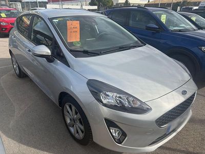 Usado Ford Fiesta Trend 75 CV (55 kW) 2021 Gris Utilitario