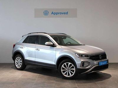 Begagnad VW T-Roc Life 150 HK (110 kW) 2024 Silver SUV