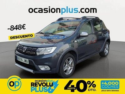 Usado Dacia Sandero Stepway 90 CV (66 kW) 2017 Gris Utilitario