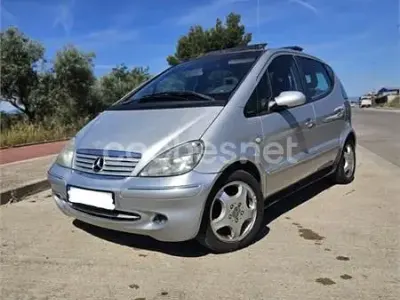 Usado Mercedes A170 Elegance 95 CV (69 kW) 2002 Gris / plata Monovolumen