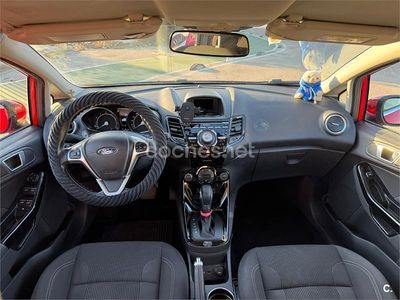 Usado Ford Fiesta Titanium 100 CV (73 kW) 2015 Rojo Berlina