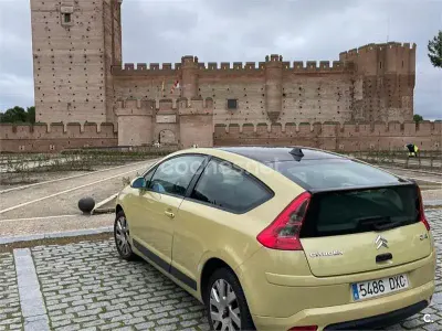 Używany Citroën C4 VTR Sport 110 KM (80 kW) 2006 Żółty Sedan/Limuzyna