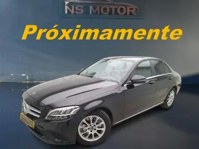 Usado Mercedes C200 160 CV (117 kW) 2019 Negro Berlina
