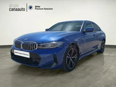 Käytetty BMW 330e Comfort Edition 292 HP (214 kW) 2024 Sininen Sedan