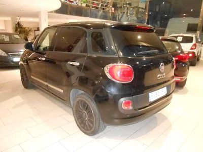 Usado Fiat 500L Trekking 84 CV (61 kW) 2015 Negro Monovolumen