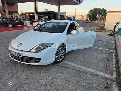 Begagnad Renault Laguna Coupé 150 HK (110 kW) 2012 Vit Sportkupé
