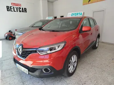 Usado Renault Kadjar Intens 130 CV (95 kW) 2016 Rojo SUV