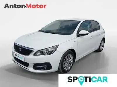 Usado Peugeot 308 Style 100 CV (73 kW) 2020 Blanco Berlina