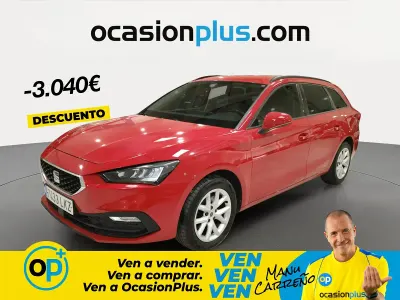 Usado Seat Leon Style 150 CV (110 kW) 2020 Rojo Familiar