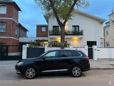 Usado Mitsubishi Outlander Motion 150 CV (110 kW) 2018 Negro SUV