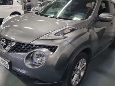 Usado Nissan Juke Tekna 116 CV (85 kW) 2017 Gris SUV