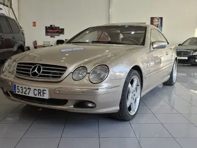 Usado Mercedes CL500 306 CV (225 kW) 2003 Beige Coupe