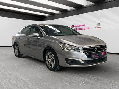Usado Peugeot 508 Active 120 CV (88 kW) 2018 Gris / plata Berlina