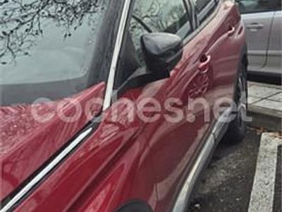 Usado Peugeot 3008 Allure 130 CV (95 kW) 2019 Rojo SUV