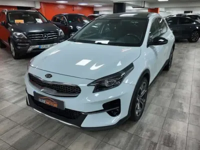 Usado Kia XCeed 204 CV (150 kW) 2021 Blanco SUV