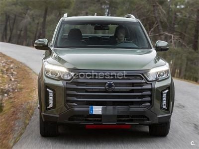 Usado KGM Musso Limited 202 CV (148 kW) 2024 Verde Pickup/Camioneta