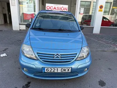Usado Citroën C3 75 CV (55 kW) 2005 Azul Berlina