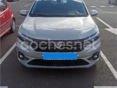 Gris / plata Usado 2021 Dacia Sandero Comfort Berlina | 12.500 € (Precio justo)