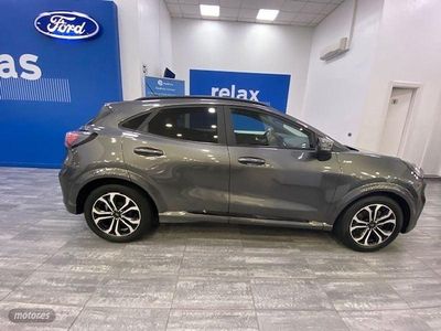 Gris / plateado Usado 2022 Ford Puma ST-Line SUV | 18.995 € (Precio justo)