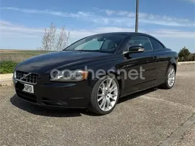 Usado Volvo C70 Momentum 180 CV (132 kW) 2010 Negro Descapotable