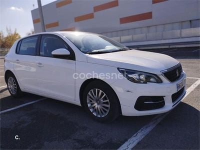 Usado Peugeot 308 Business-Line 100 CV (73 kW) 2019 Blanco Berlina