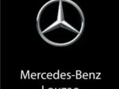 Usado Mercedes A180 AMG line 136 CV (100 kW) 2025 Plateado Berlina