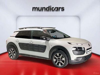 Usado Citroën C4 Cactus Shine 99 CV (72 kW) 2017 Blanco Utilitario